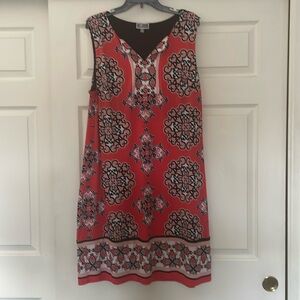 Flowy sleeveless pink dress